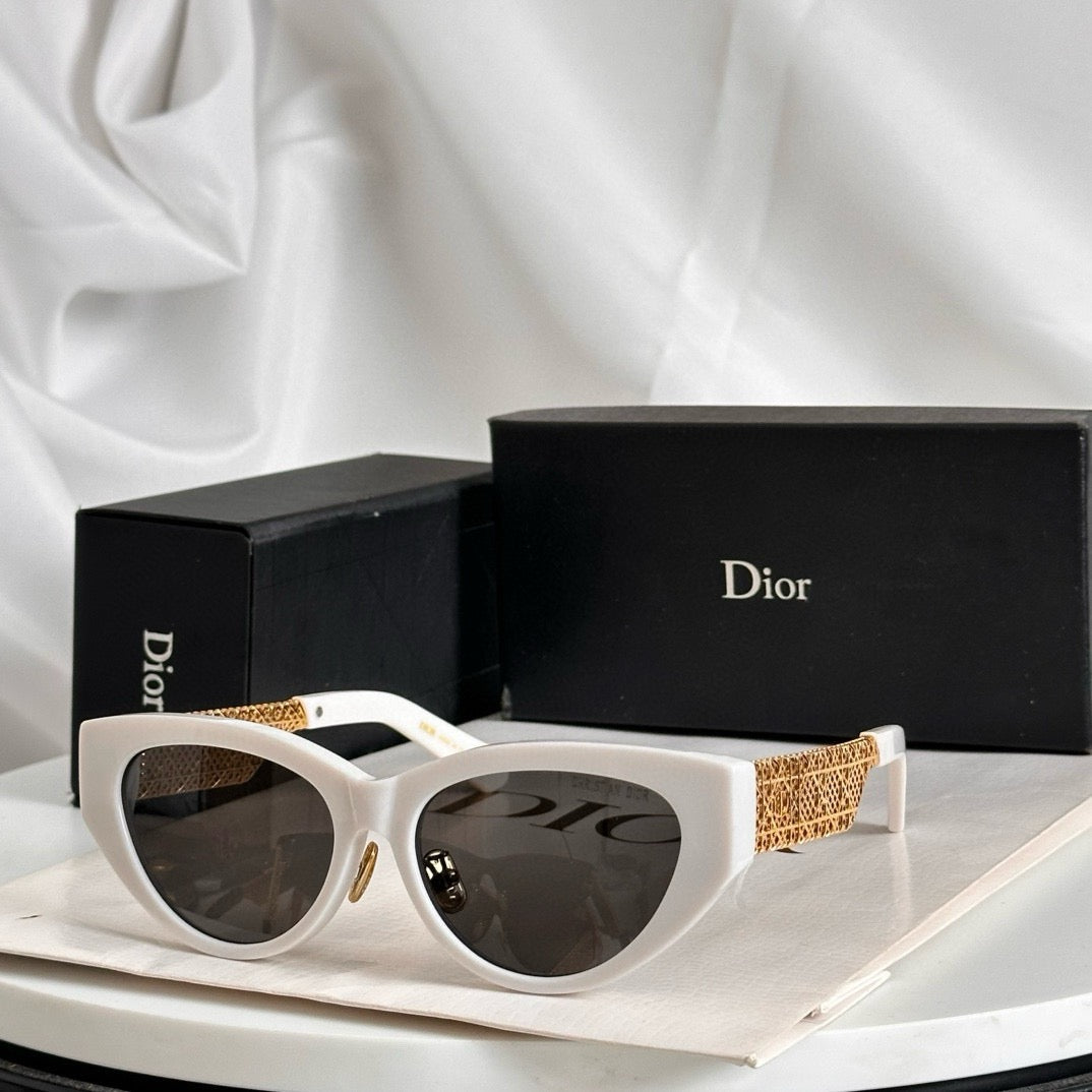 DI*R Eyewear SIZE: 56-17-145