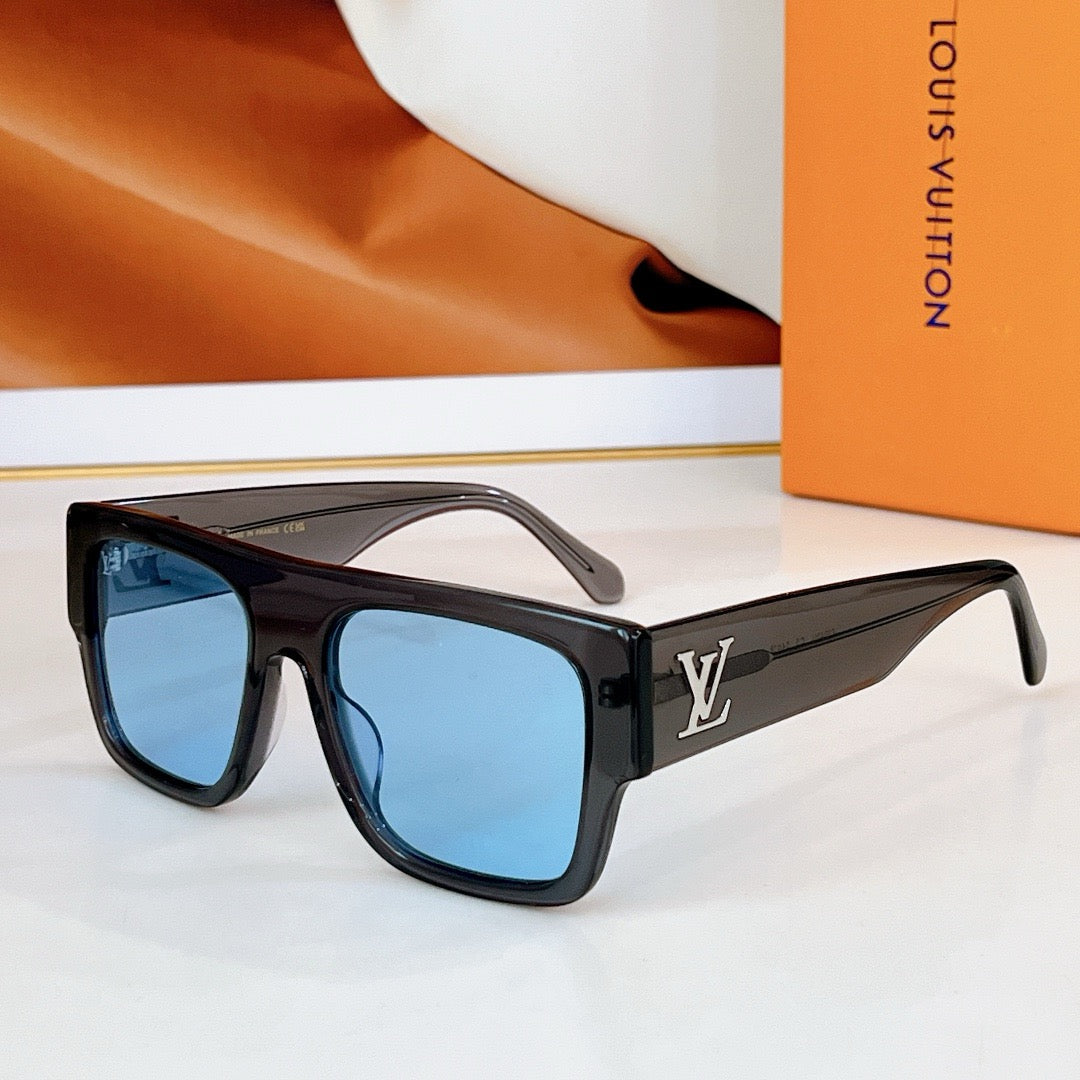 Louis Eyewear SIZE: 54-19-148