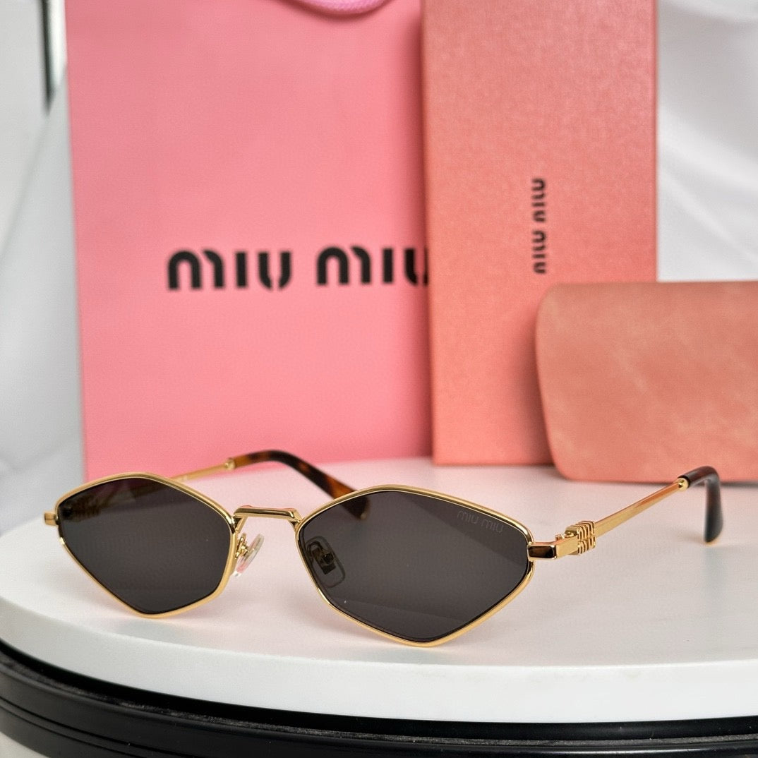 MIU MI* Eyewear SIZE: 56-17-145