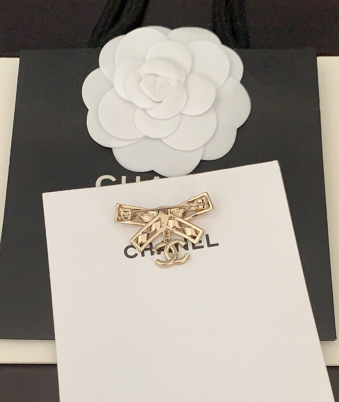 CC new arrival brooch 009