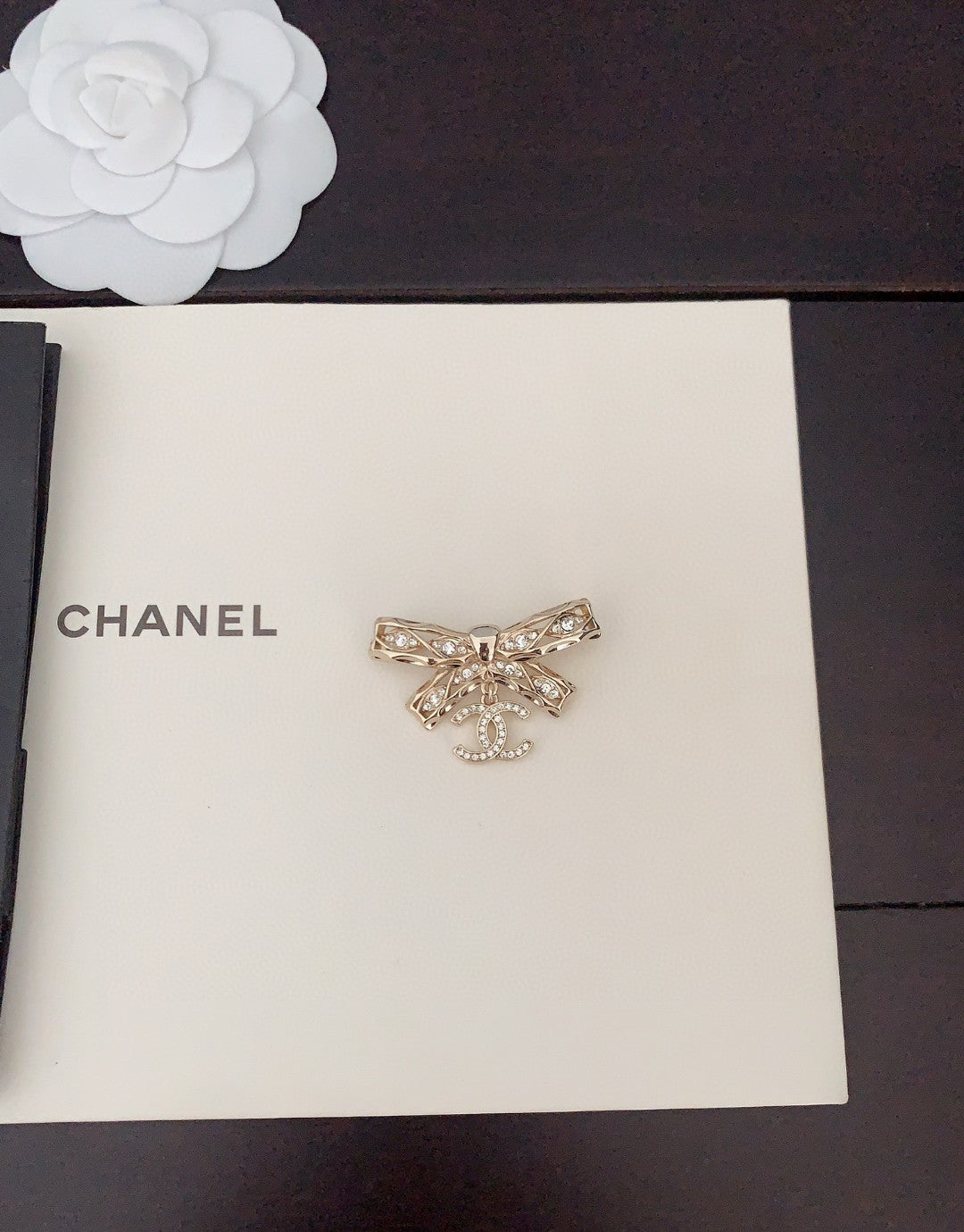 CC new arrival brooch 009