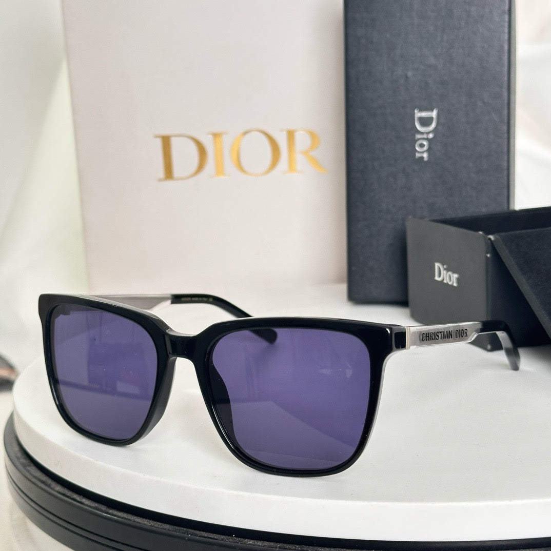 DI*R Eyewear SIZE: