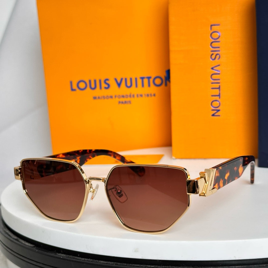 Louis Eyewear SIZE: 57-16-140