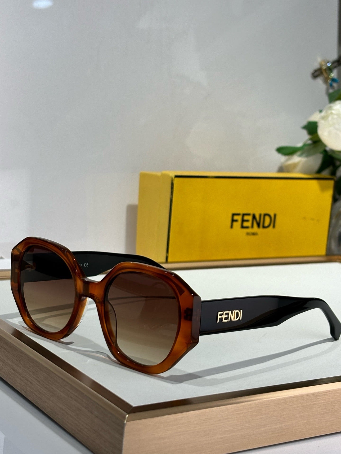 FEND* Eyewear SIZE: 52-23-142
