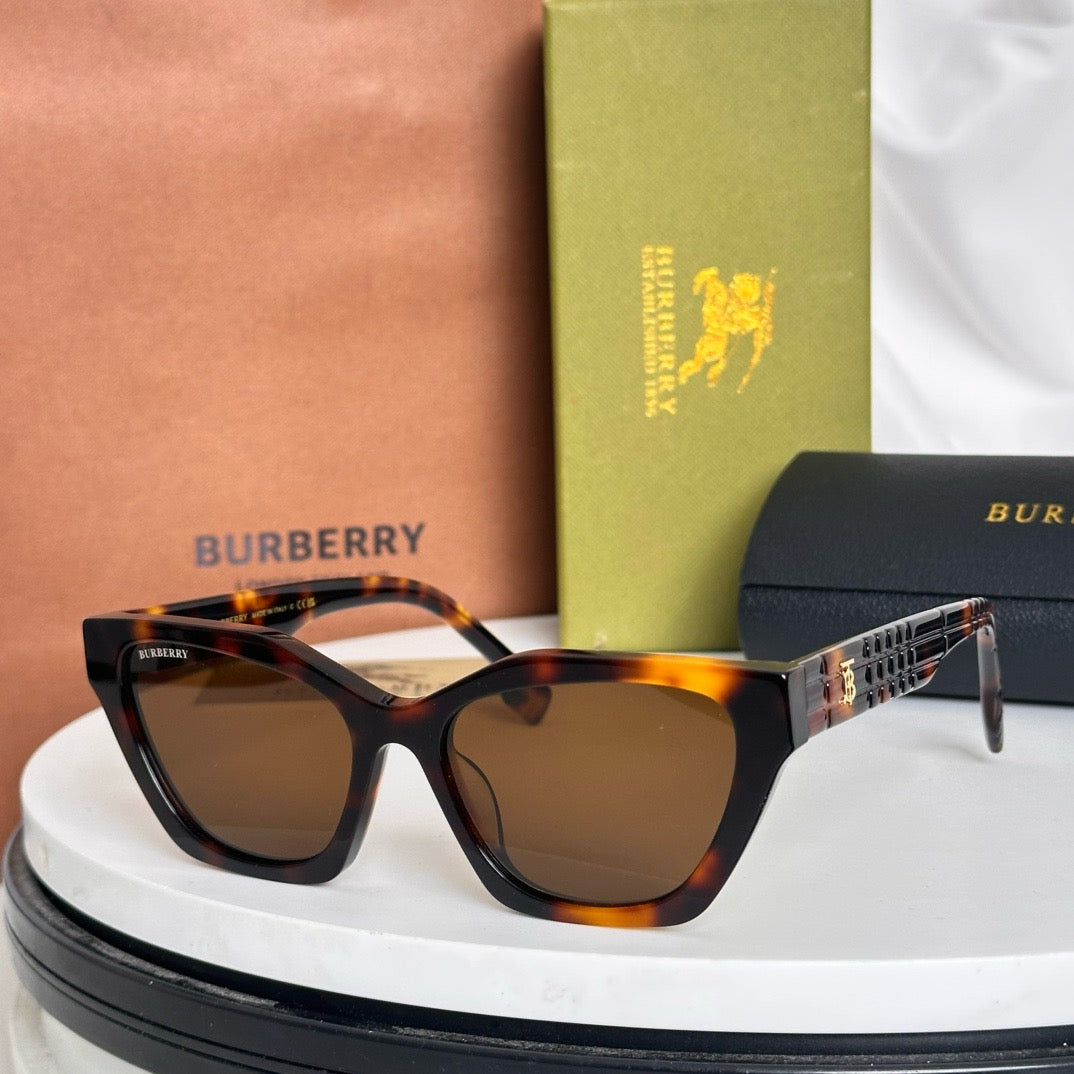 BURBE*RY Eyewear SIZE: 55-15-145
