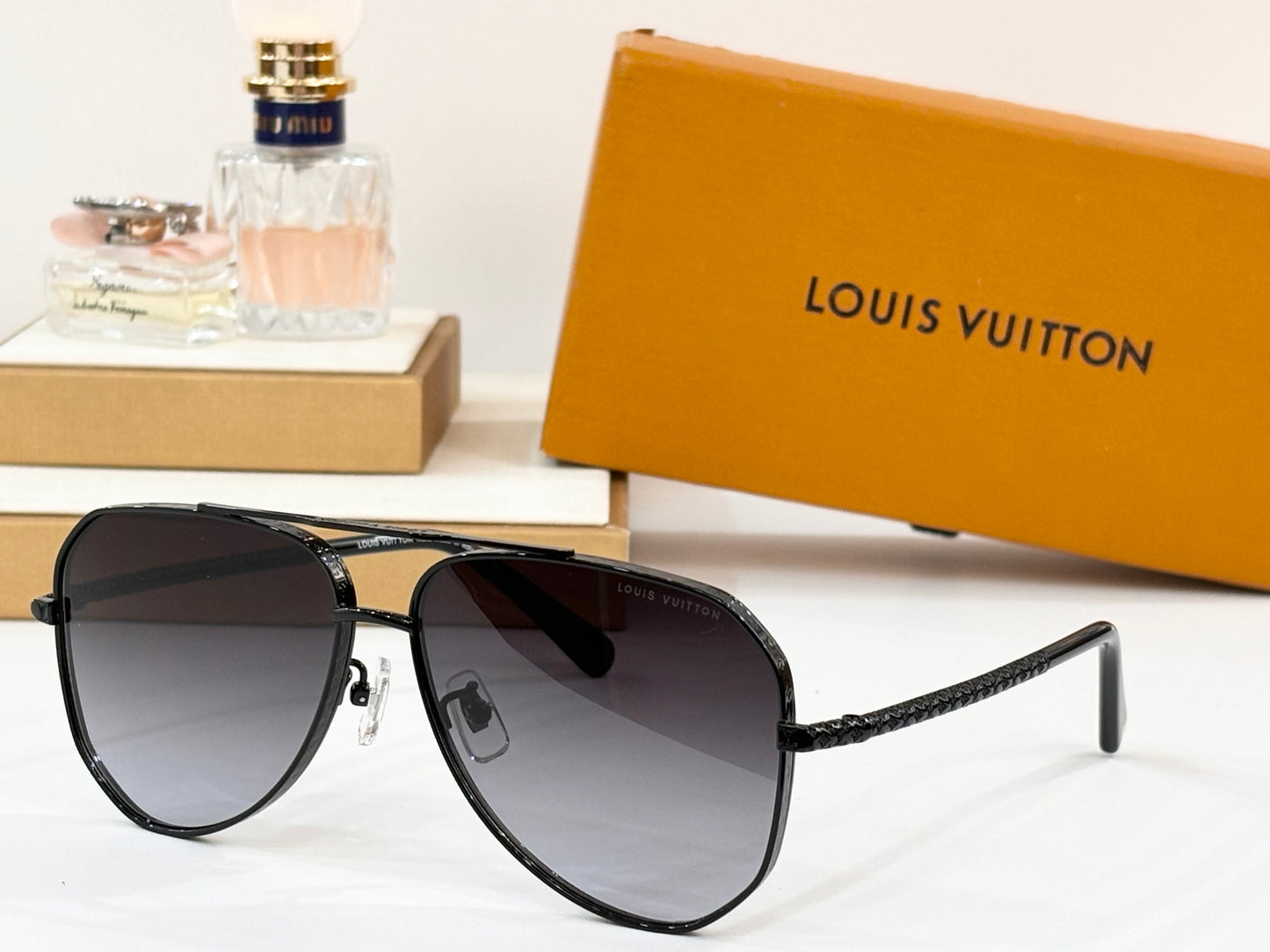 Louis Eyewear SIZE: 58-15-140