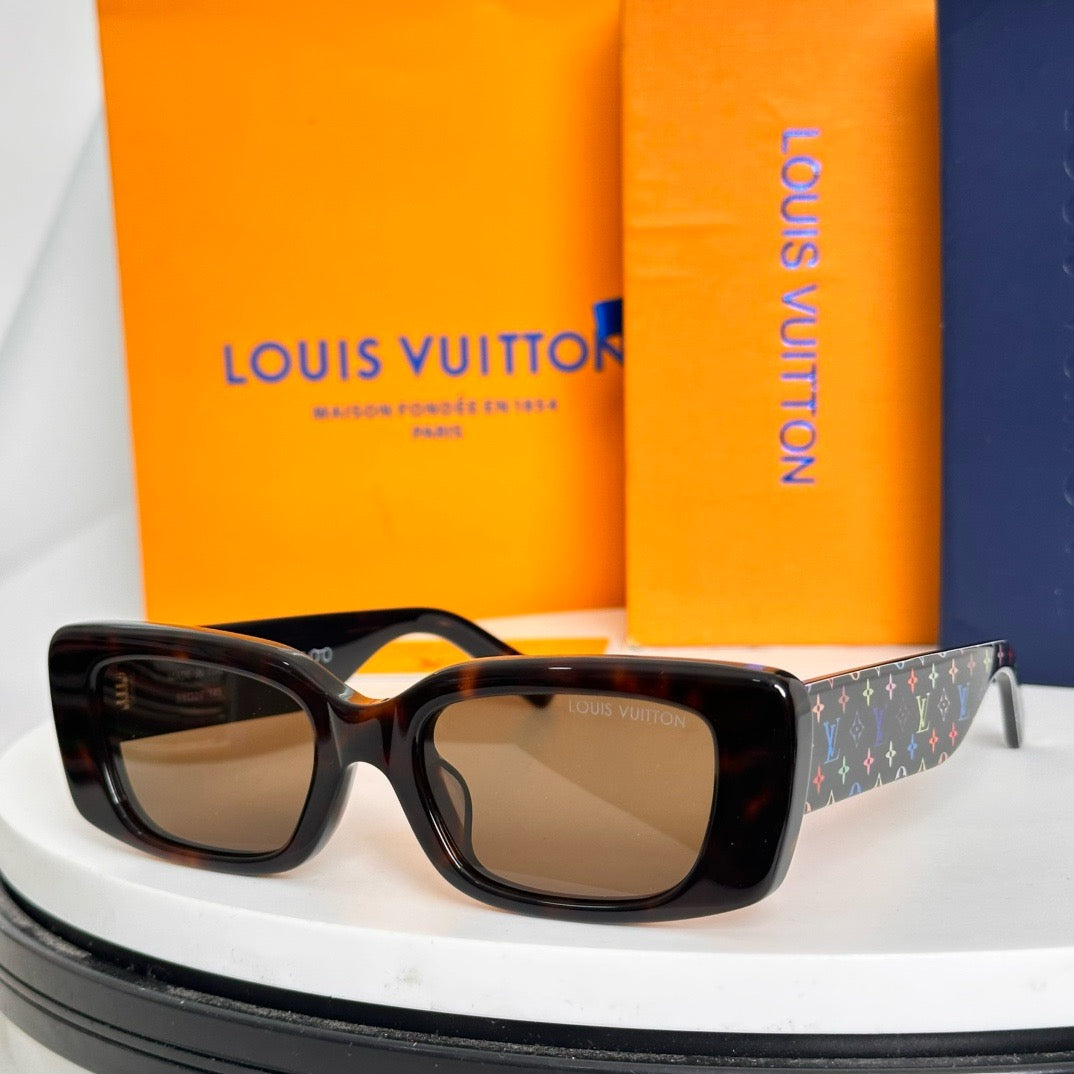 Louis Eyewear SIZE: 51-20-145