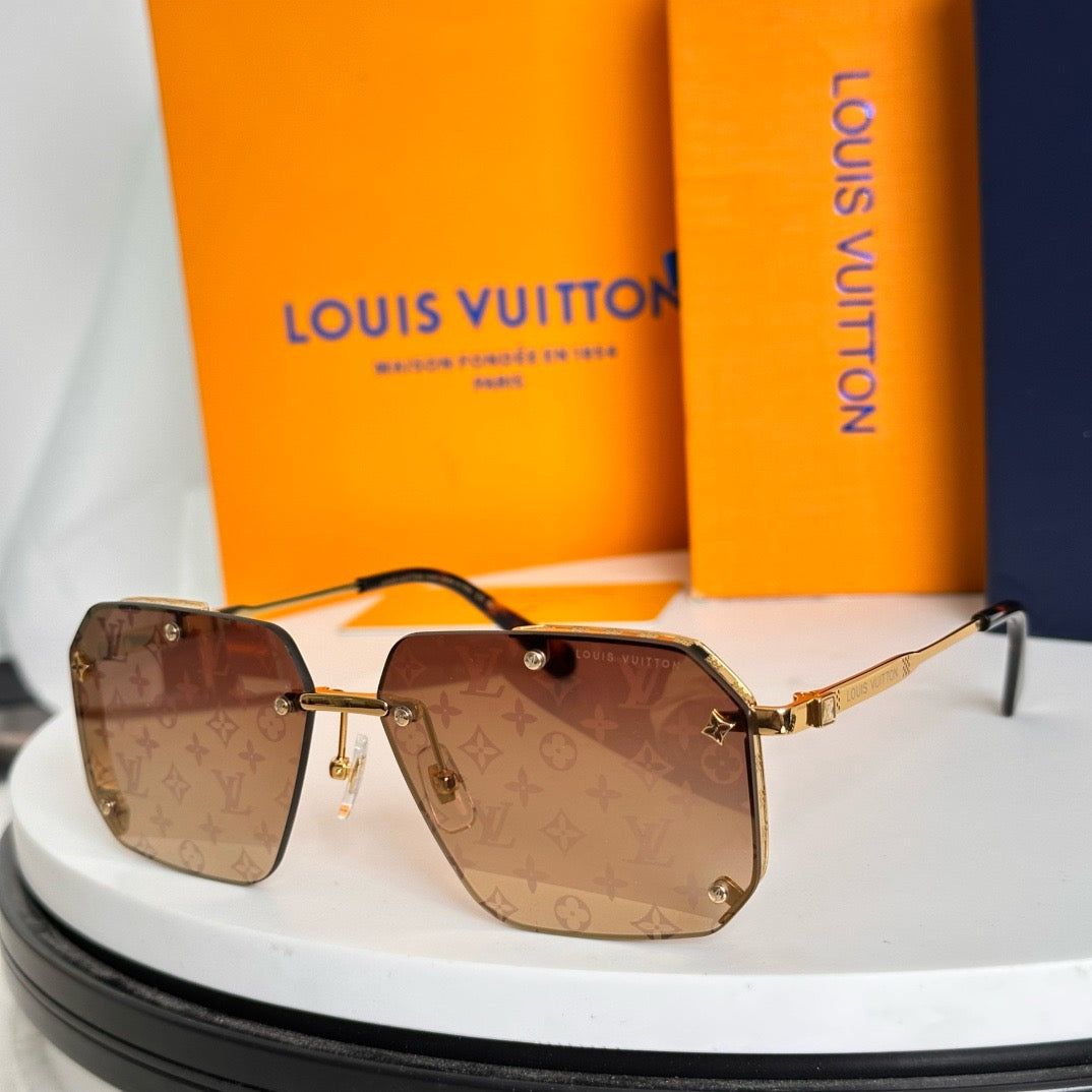 Louis Eyewear SIZE: 61-14-145