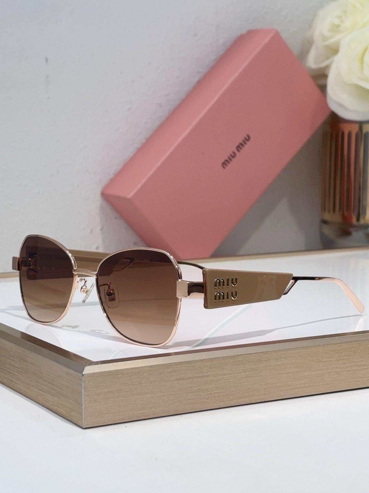 MIU MI* Eyewear SIZE: 55-18-145