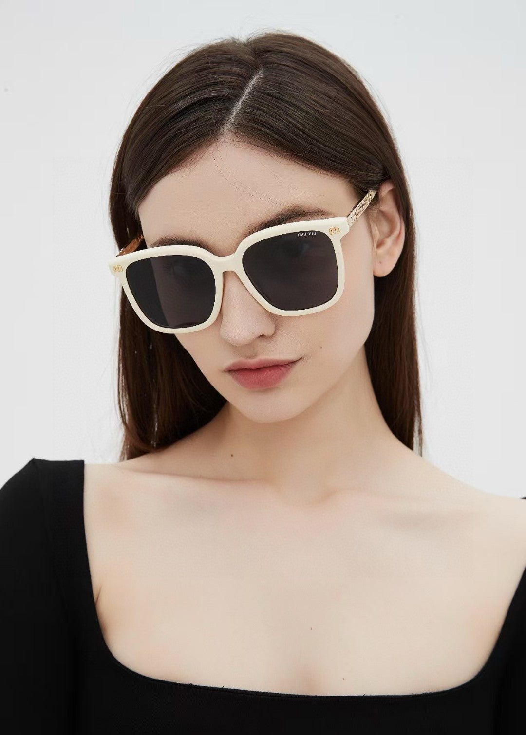 MIU MI* Eyewear SIZE: 55-19-145