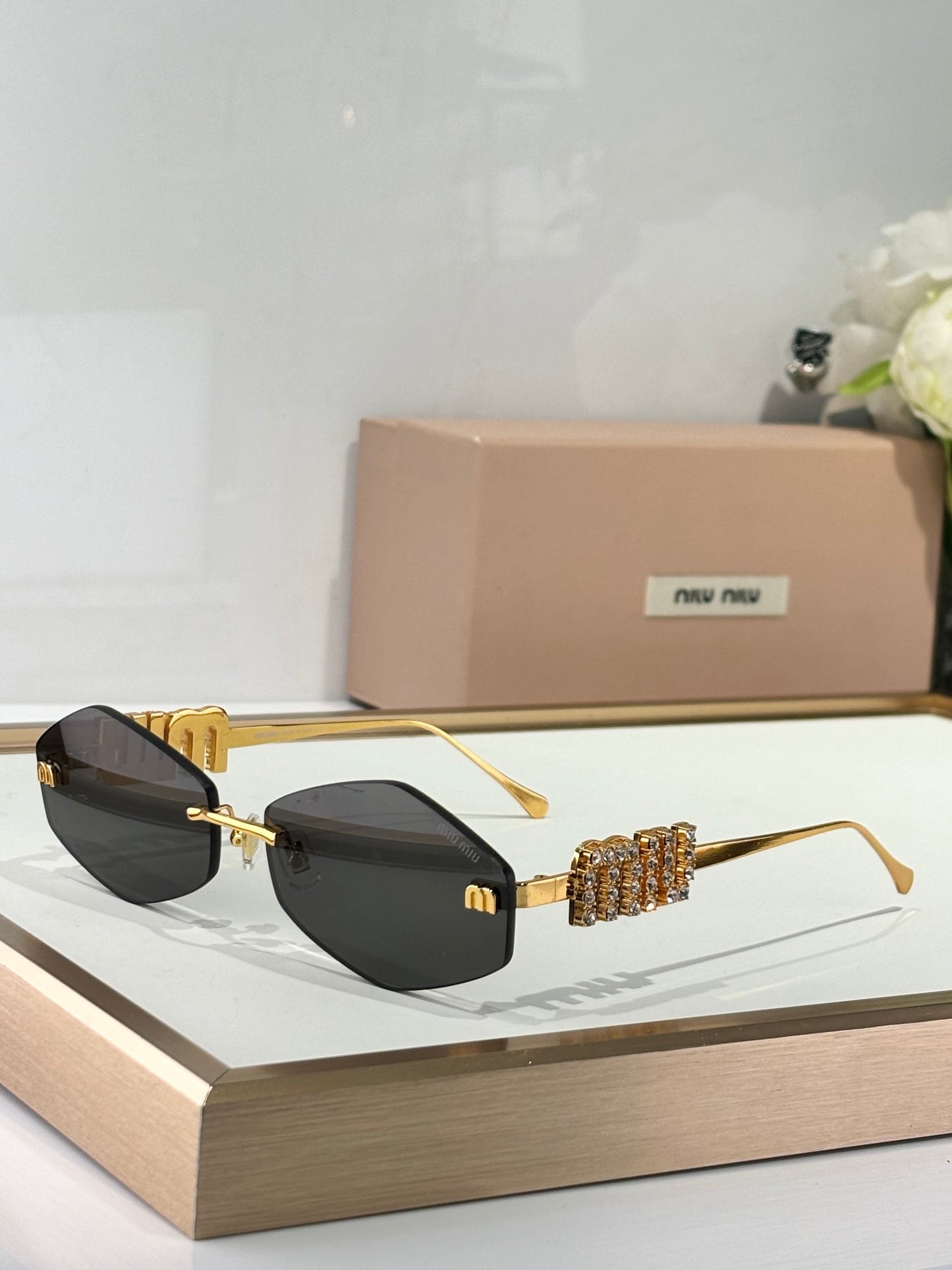 MIU MI* Eyewear SIZE: 60-18-140