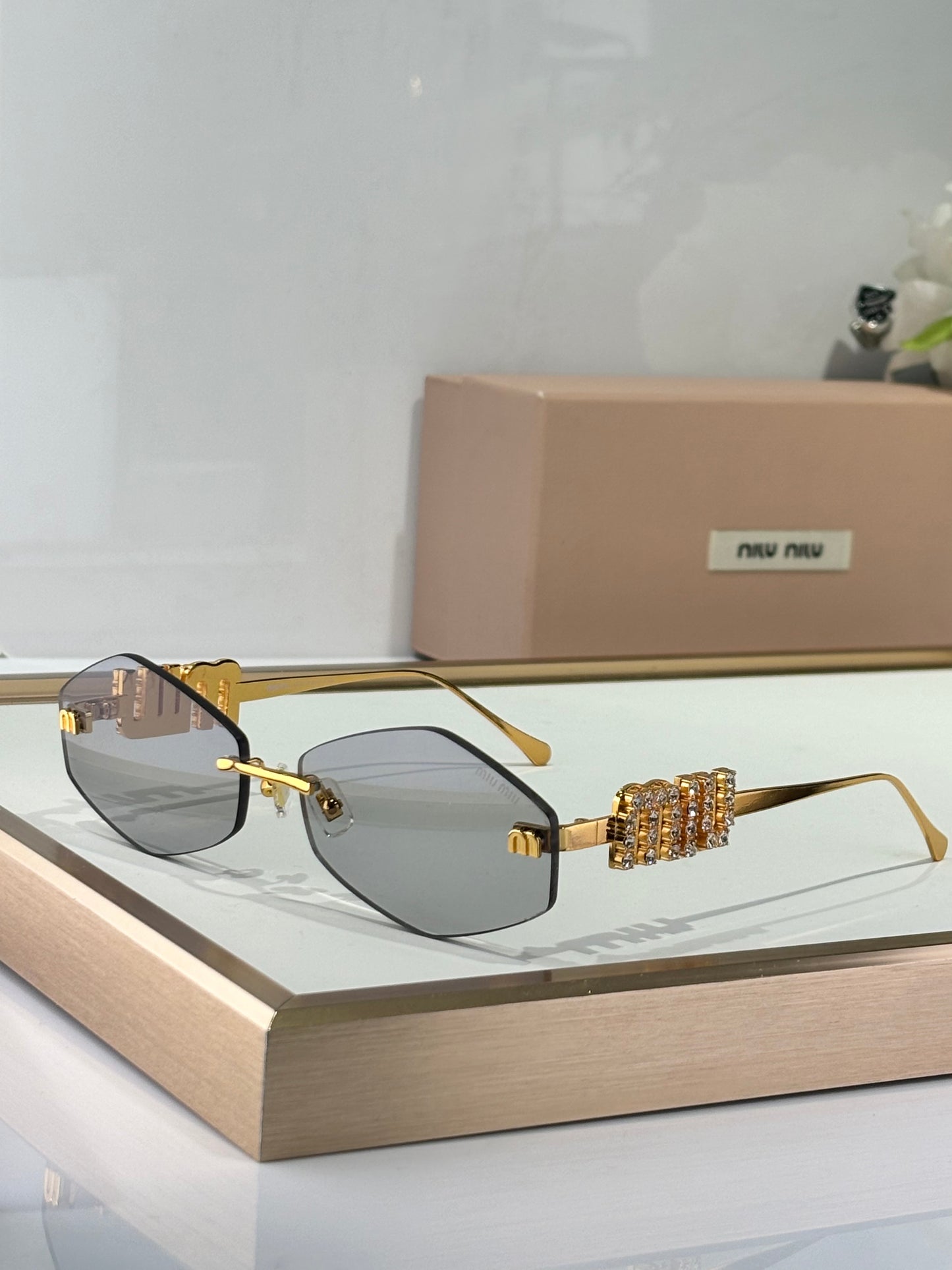 MIU MI* Eyewear SIZE: 60-18-140