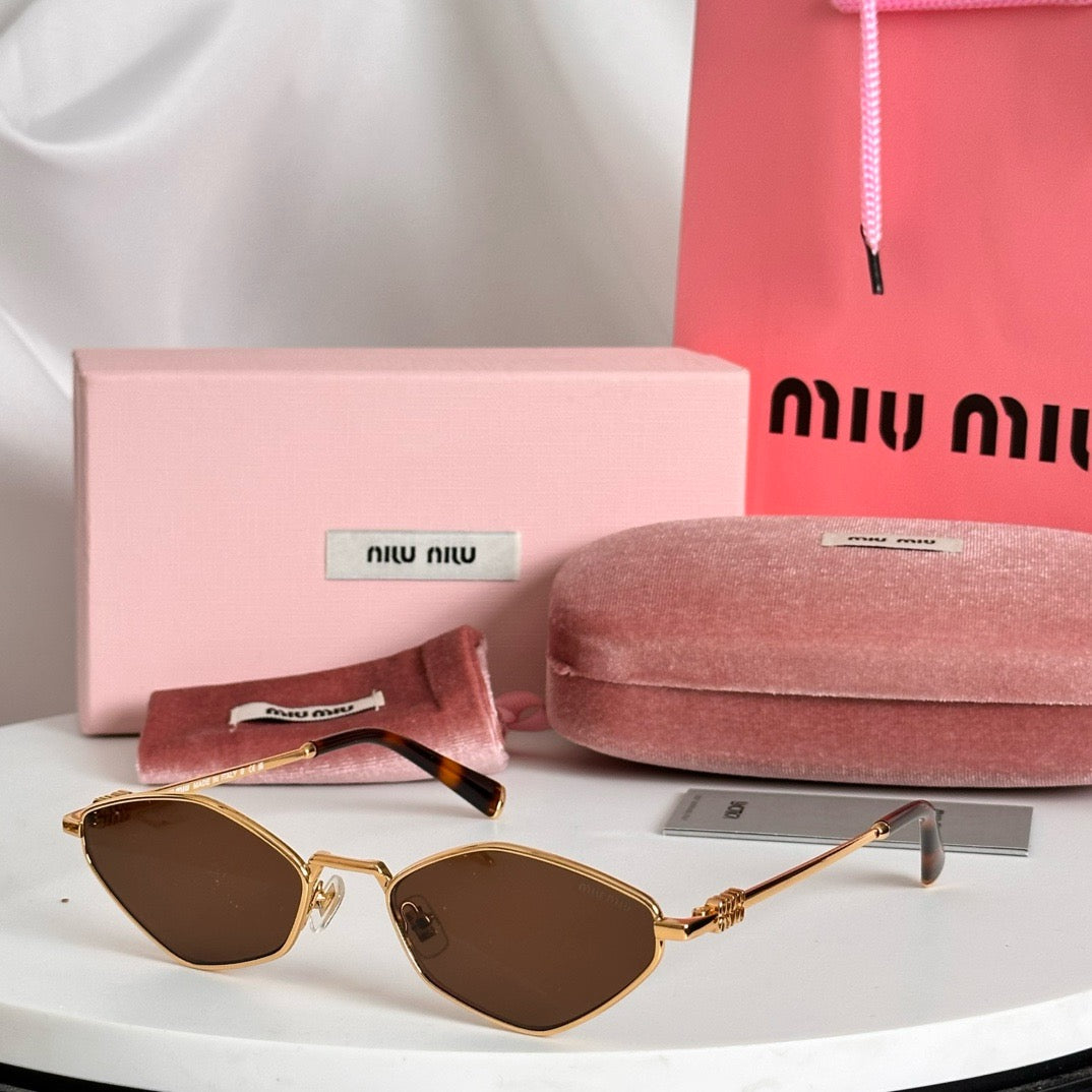 MIU MI* Eyewear SIZE: 56-17-145