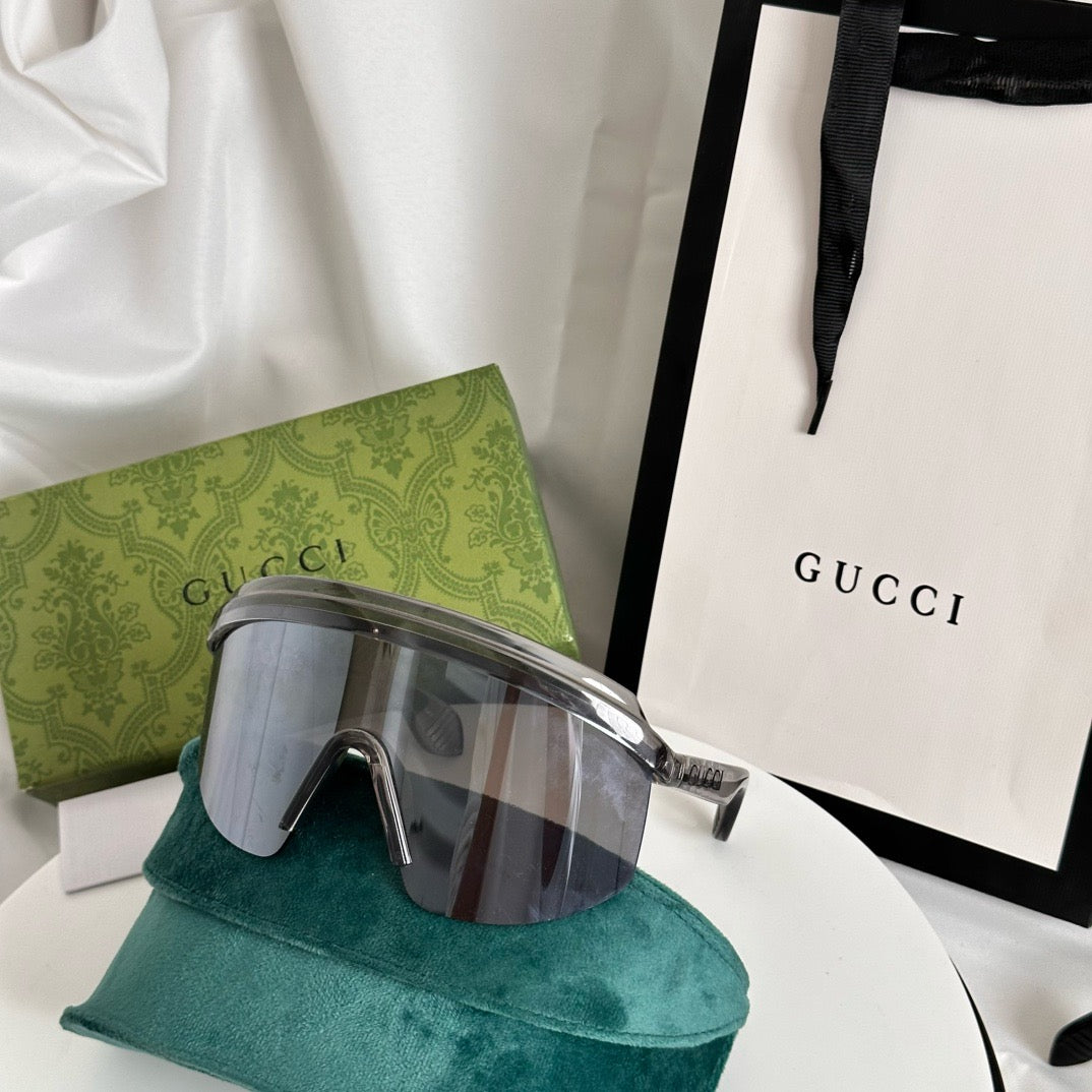 GG* Eyewear SIZE: 99-1-130