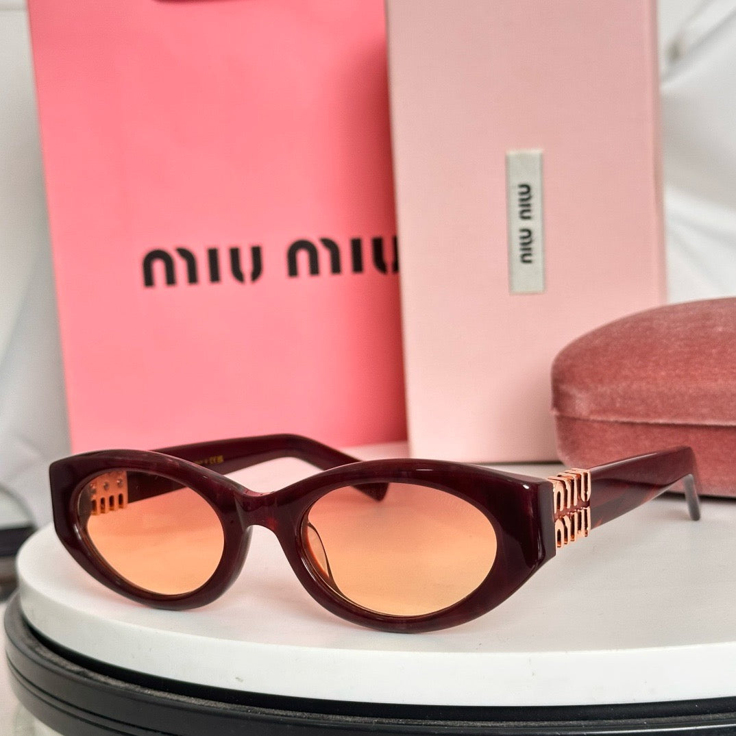 MIU MI* Eyewear SIZE: 53-21-140