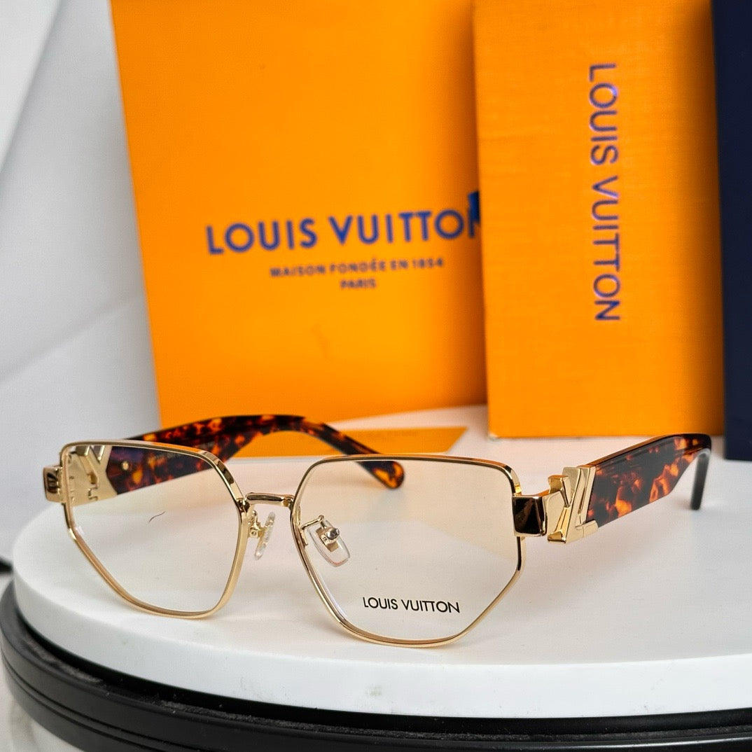 Louis Eyewear SIZE: 57-16-140