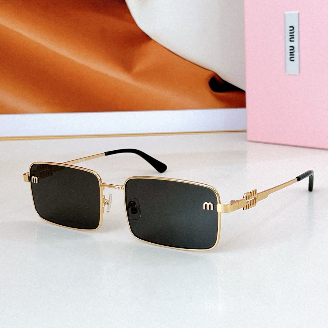 MIU MI* Eyewear SIZE: 57-18-145