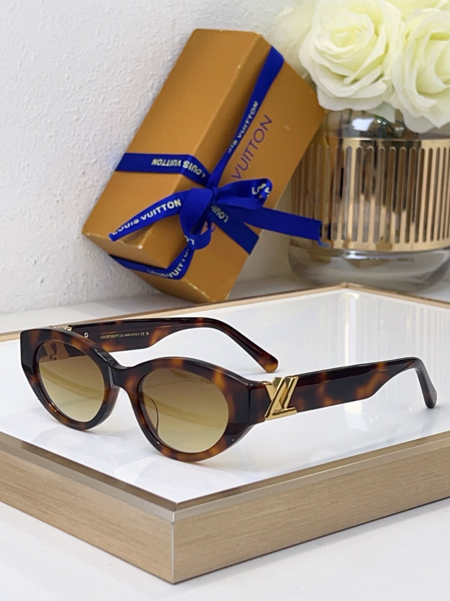 Louis Eyewear SIZE: 51-20-140