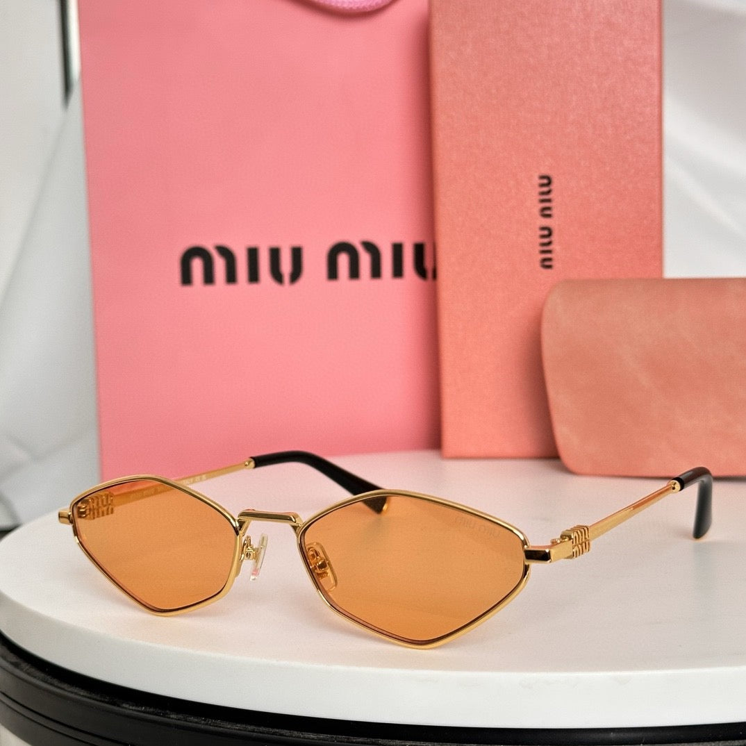 MIU MI* Eyewear SIZE: 56-17-145