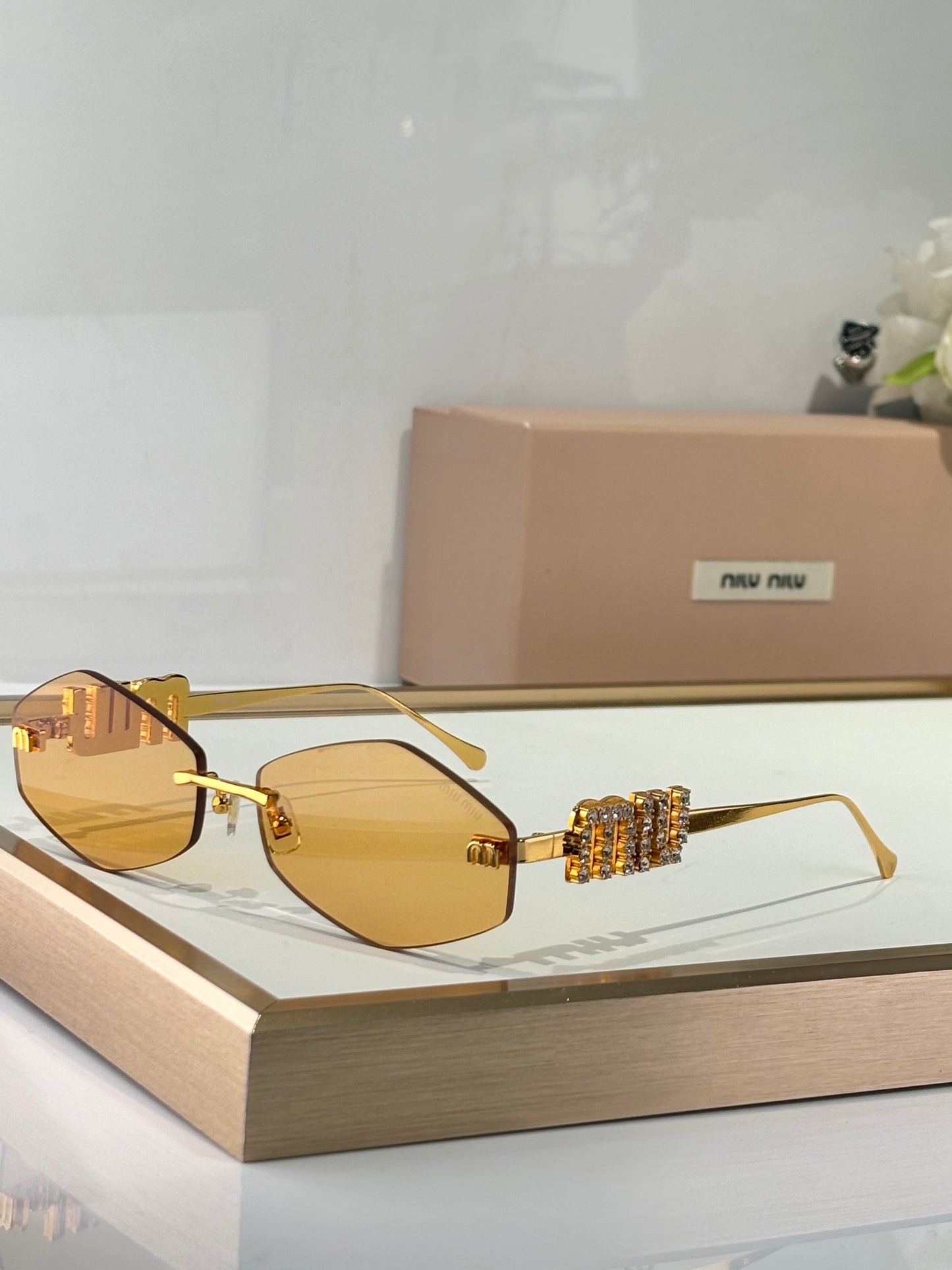 MIU MI* Eyewear SIZE: 60-18-140