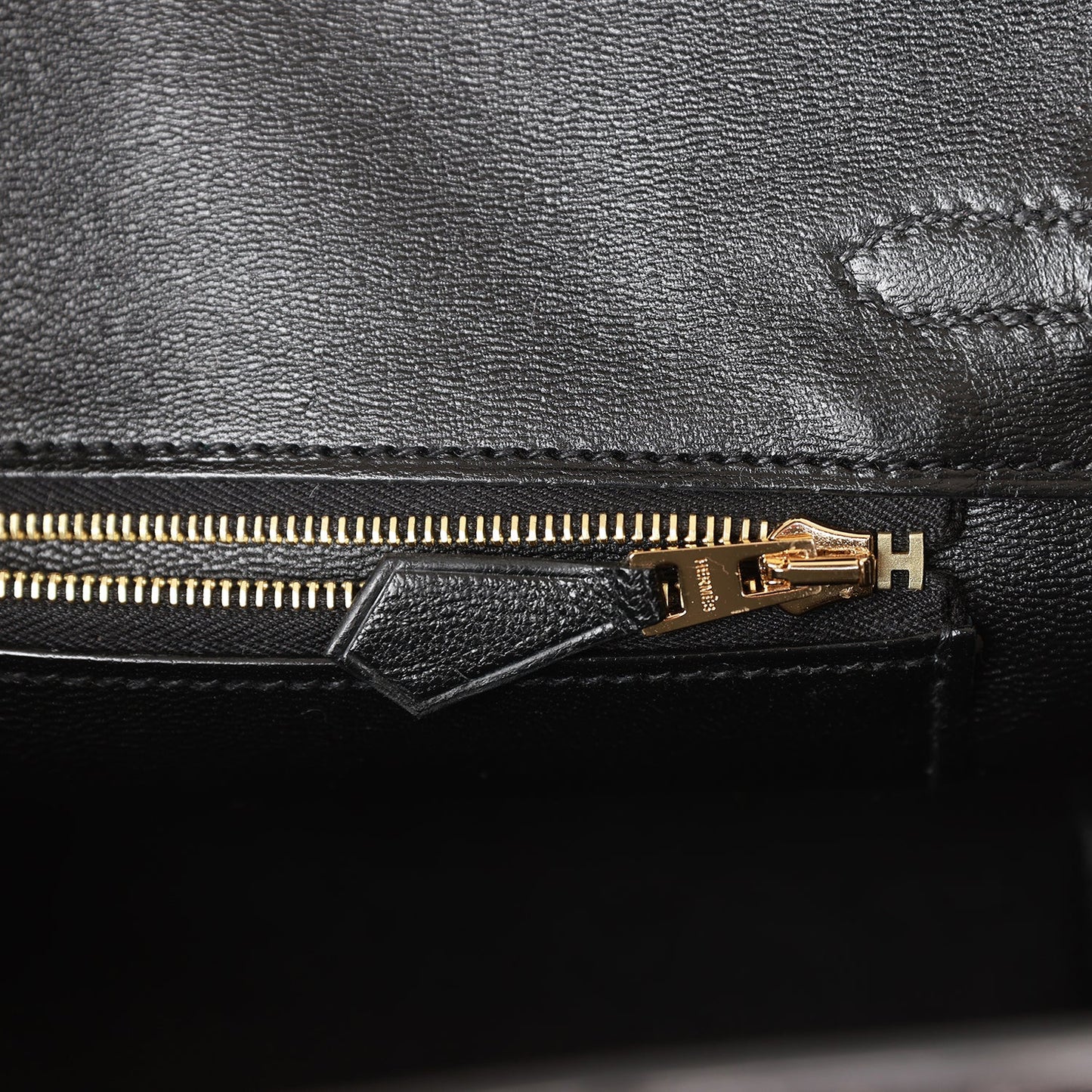 H Birkin 25 Black Shiny Niloticus Crocodile Gold Hardware