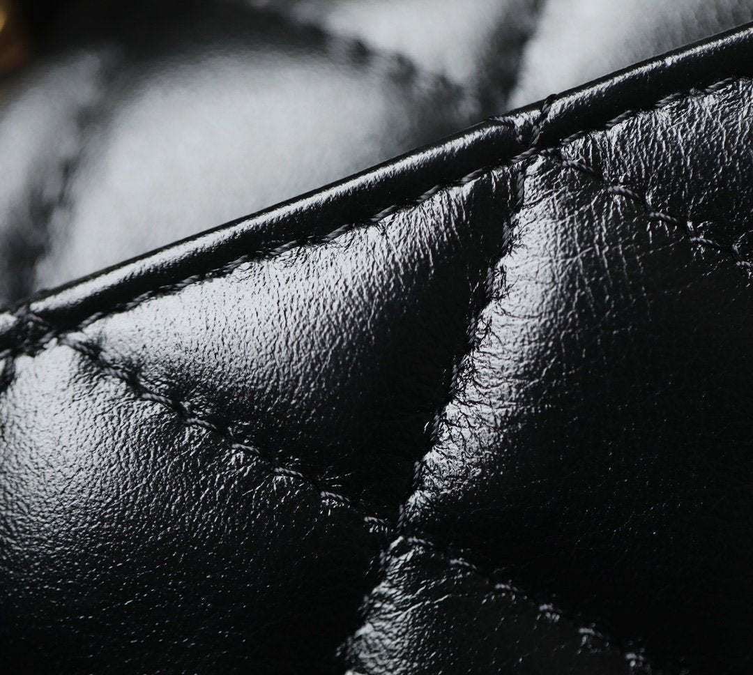 cc CO-CO Clutch With Chain 9.5cm/3.7in Gold Toned Hardware For Women Black