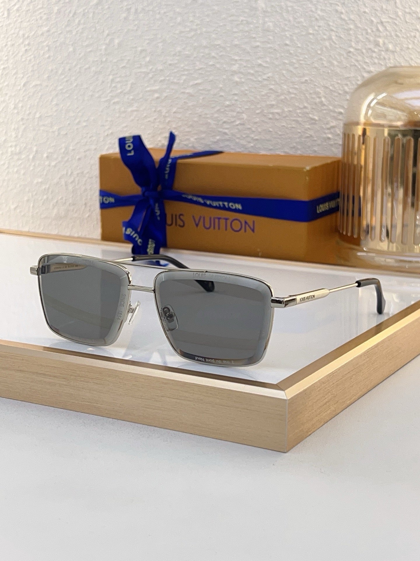 Louis Eyewear SIZE: 60-15-145