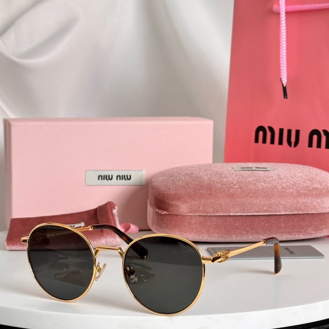 MIU MI* Eyewear SIZE: 50-20-140