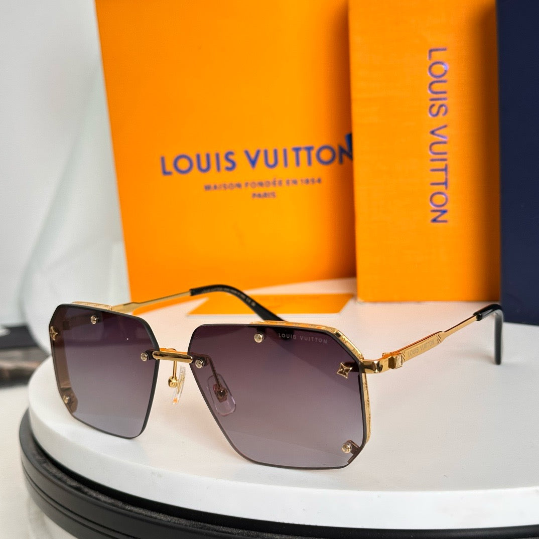 Louis Eyewear SIZE: 61-14-145