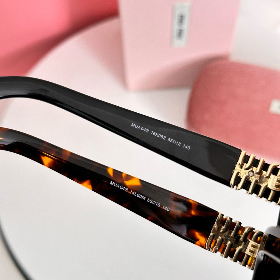 MIU MI* Eyewear SIZE: 50-18-140