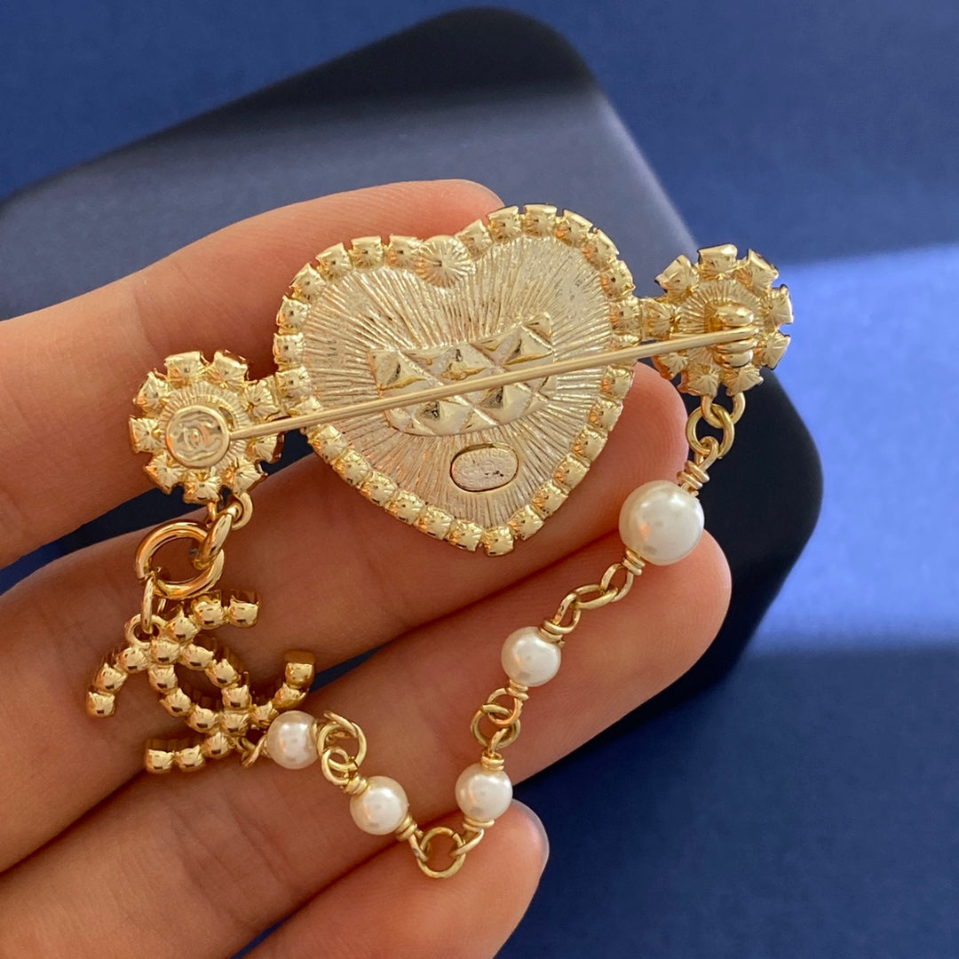 CC new arrival brooch 018