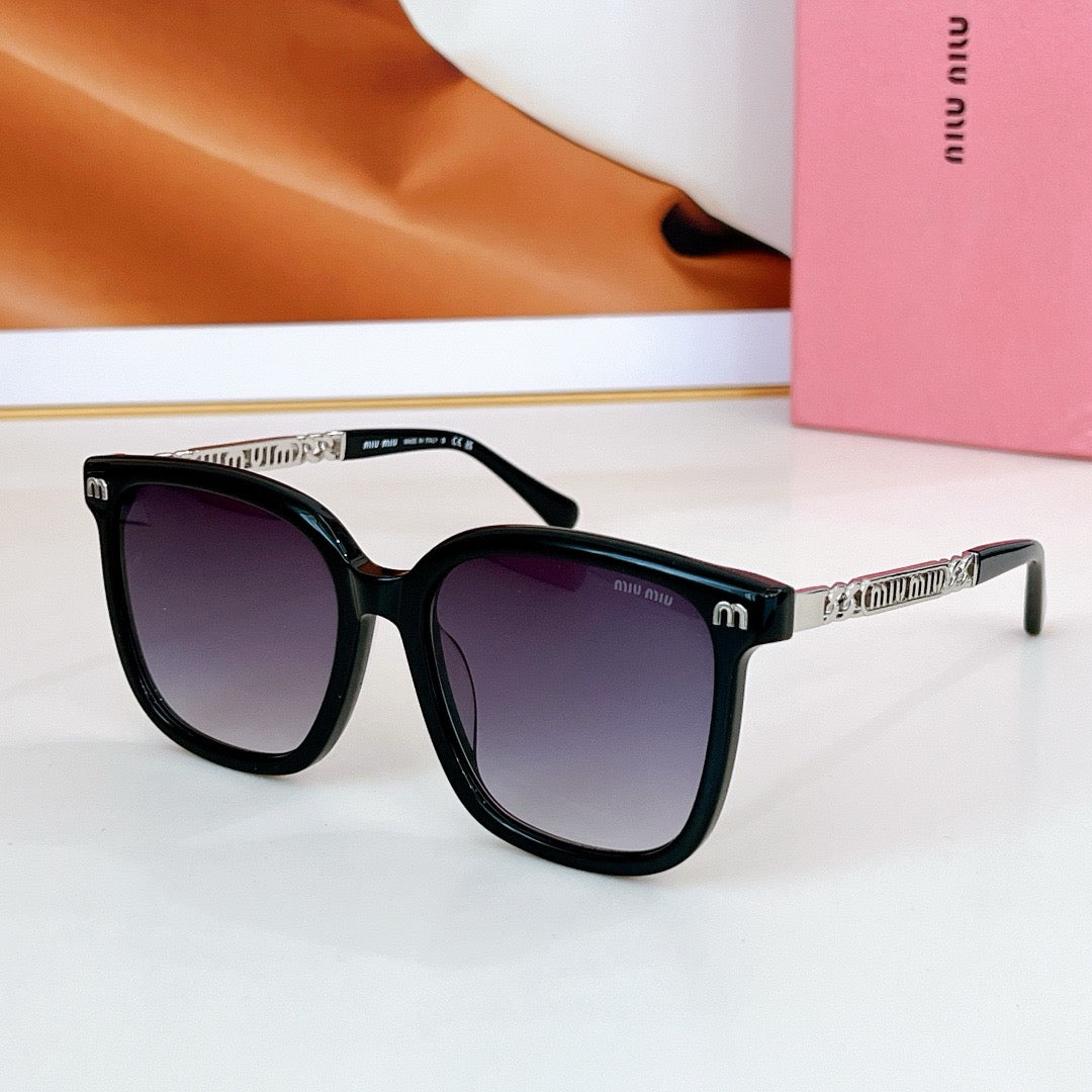 MIU MI* Eyewear SIZE: 55-19-145