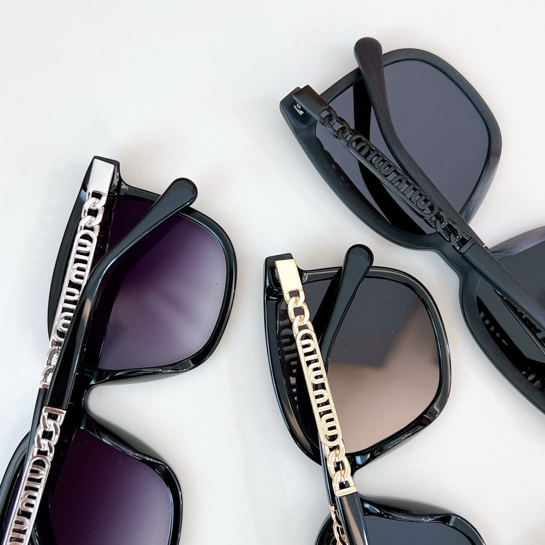 MIU MI* Eyewear SIZE: 55-19-145