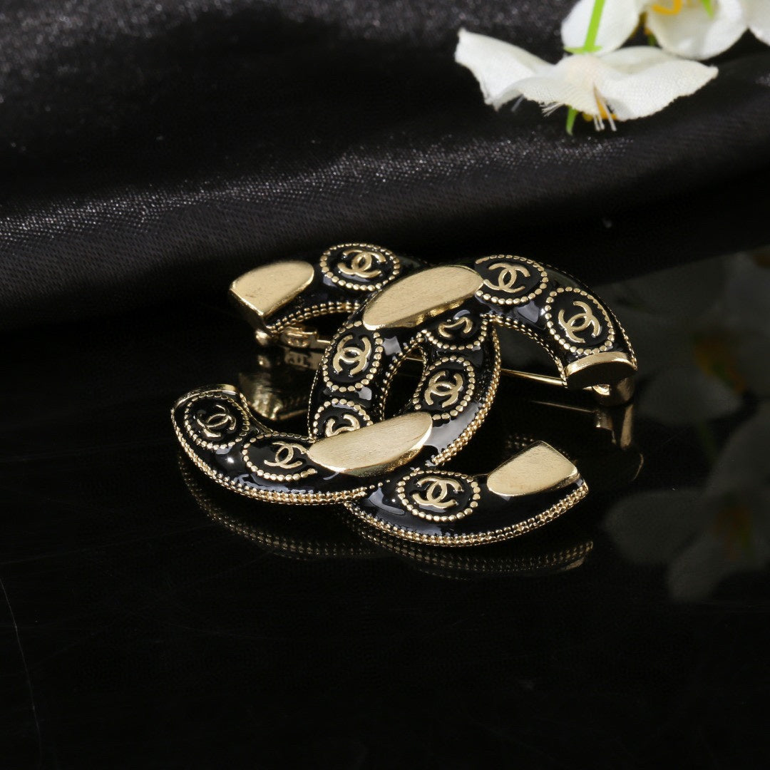 CC new arrival brooch 007