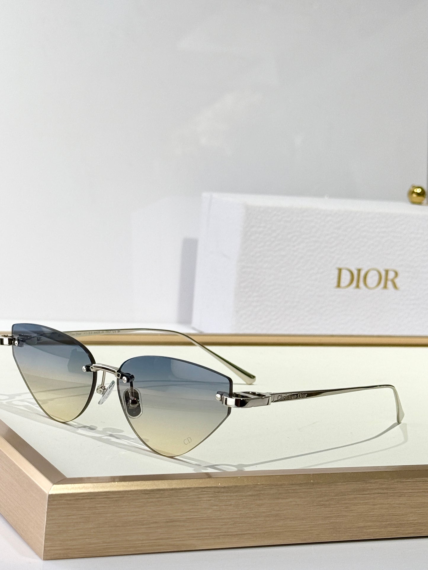 DI*R Eyewear SIZE: 57-14-135