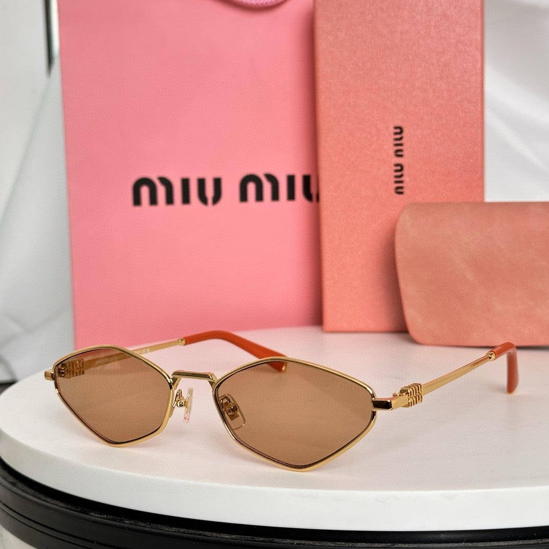 MIU MI* Eyewear SIZE: 56-17-145