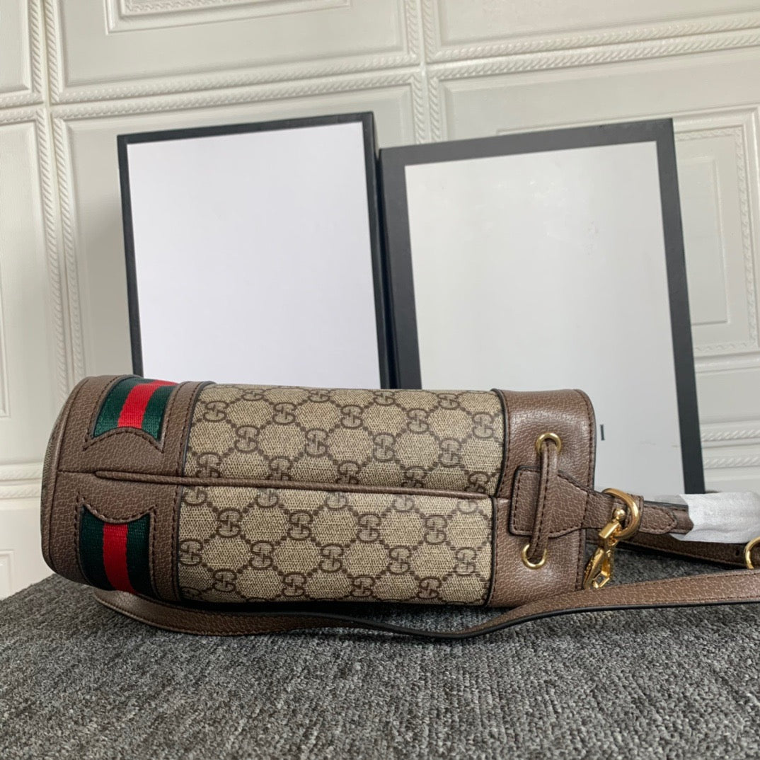 GC272 8.1x10.2x4.3inch
