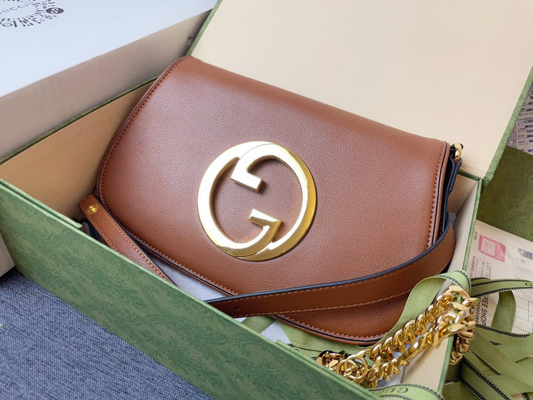 GC490 Blondie Shoulder Bag / 11"W x 6.3"H x 1.6"D