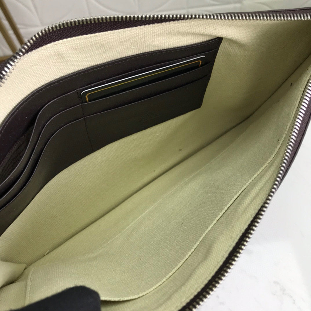 GC244 12x8.3x0.6inch