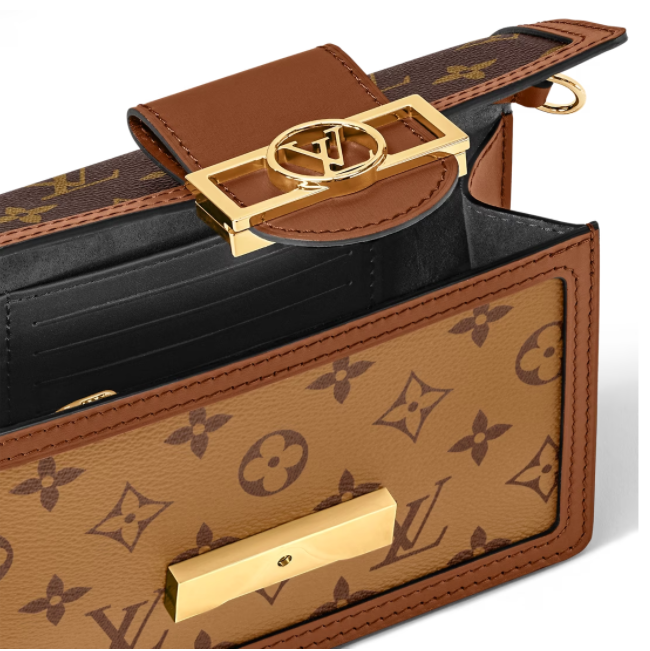 L Portefeuille Dauphine Chain wallet on shoulder Bag M68746