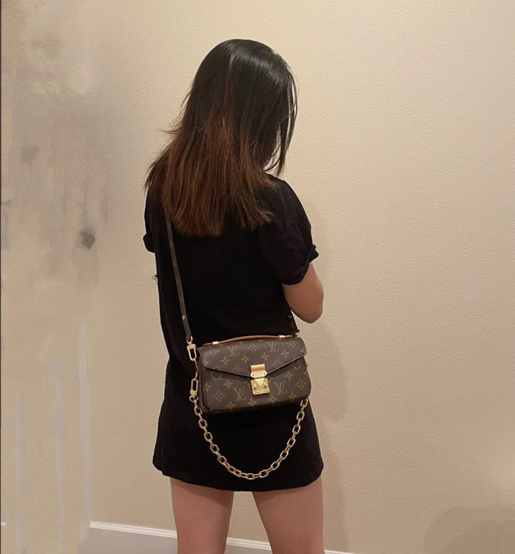 LOUIS POCHETTE MÉTIS EAST WEST bag size : 21.5*13.5*6cm