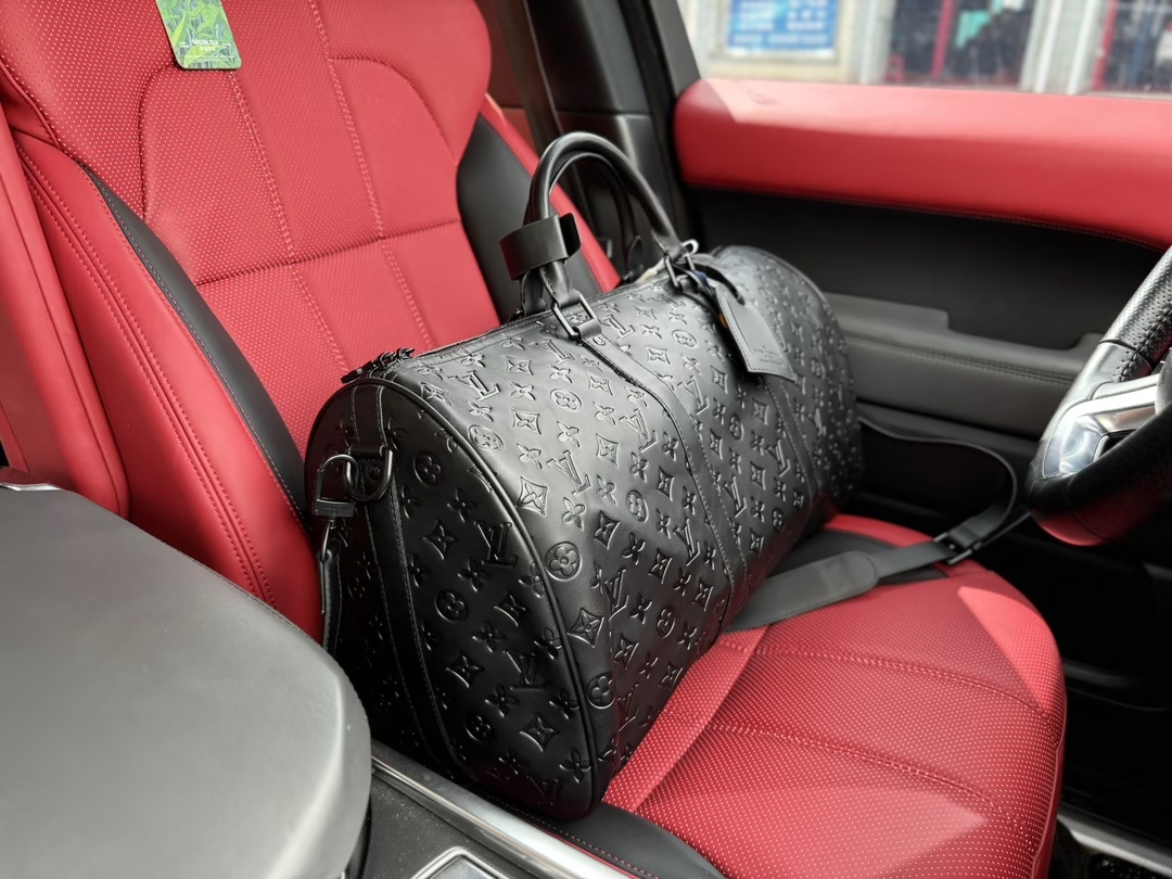Louis M44810 keepall 50 bag size: 50*23*29 cm