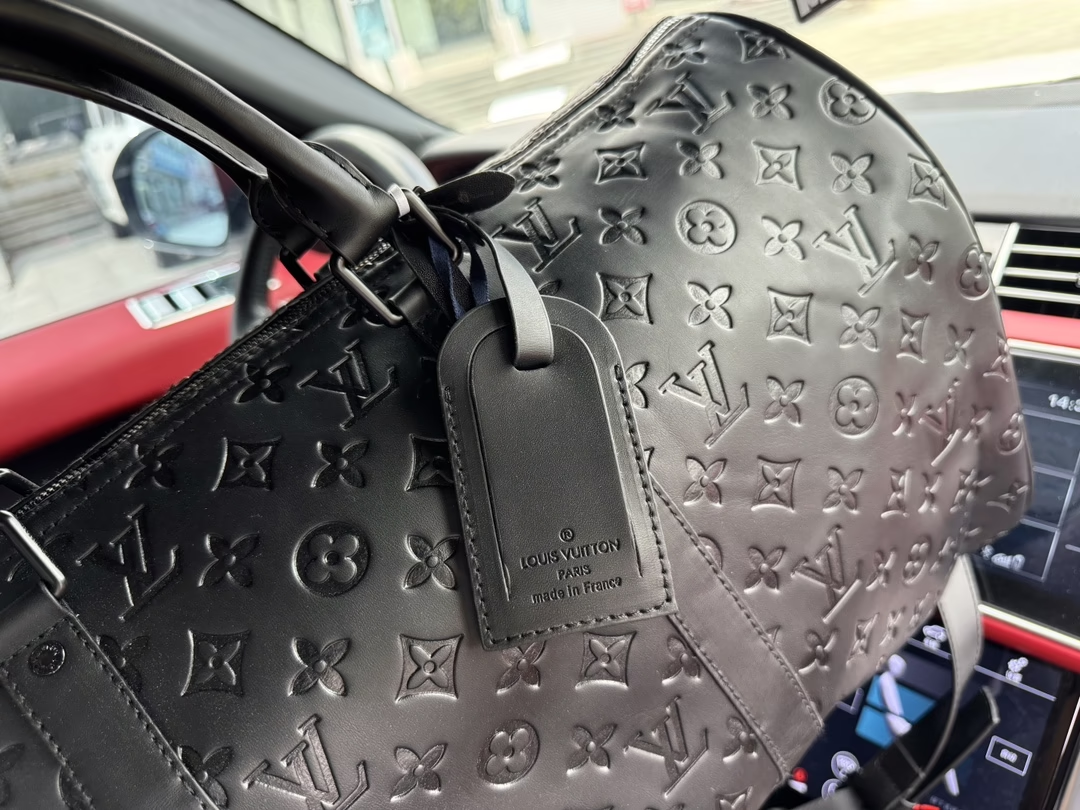 Louis M44810 keepall 50 bag size: 50*23*29 cm