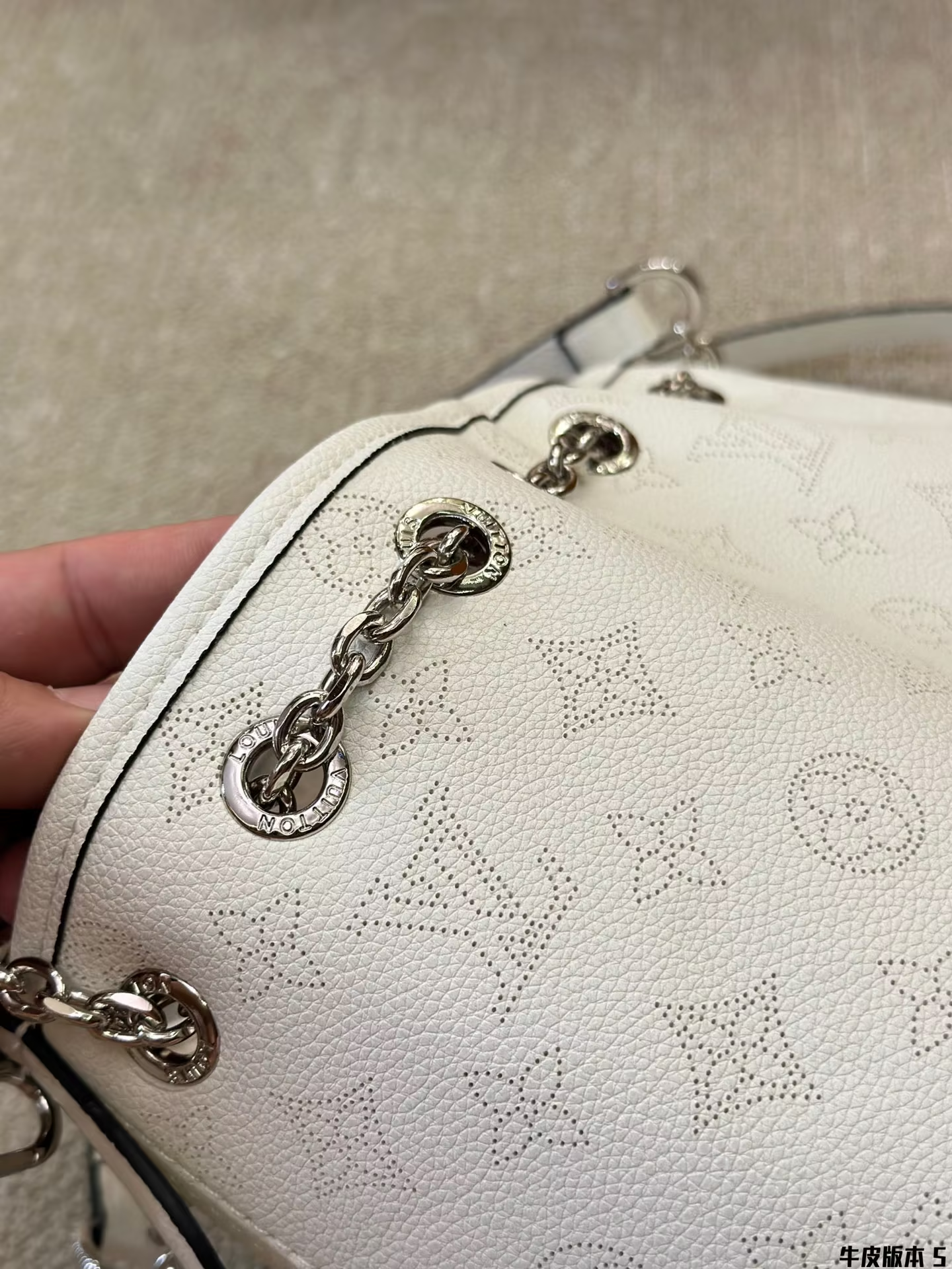 Louis new arrival bella Monogram bag size:26*23 cm