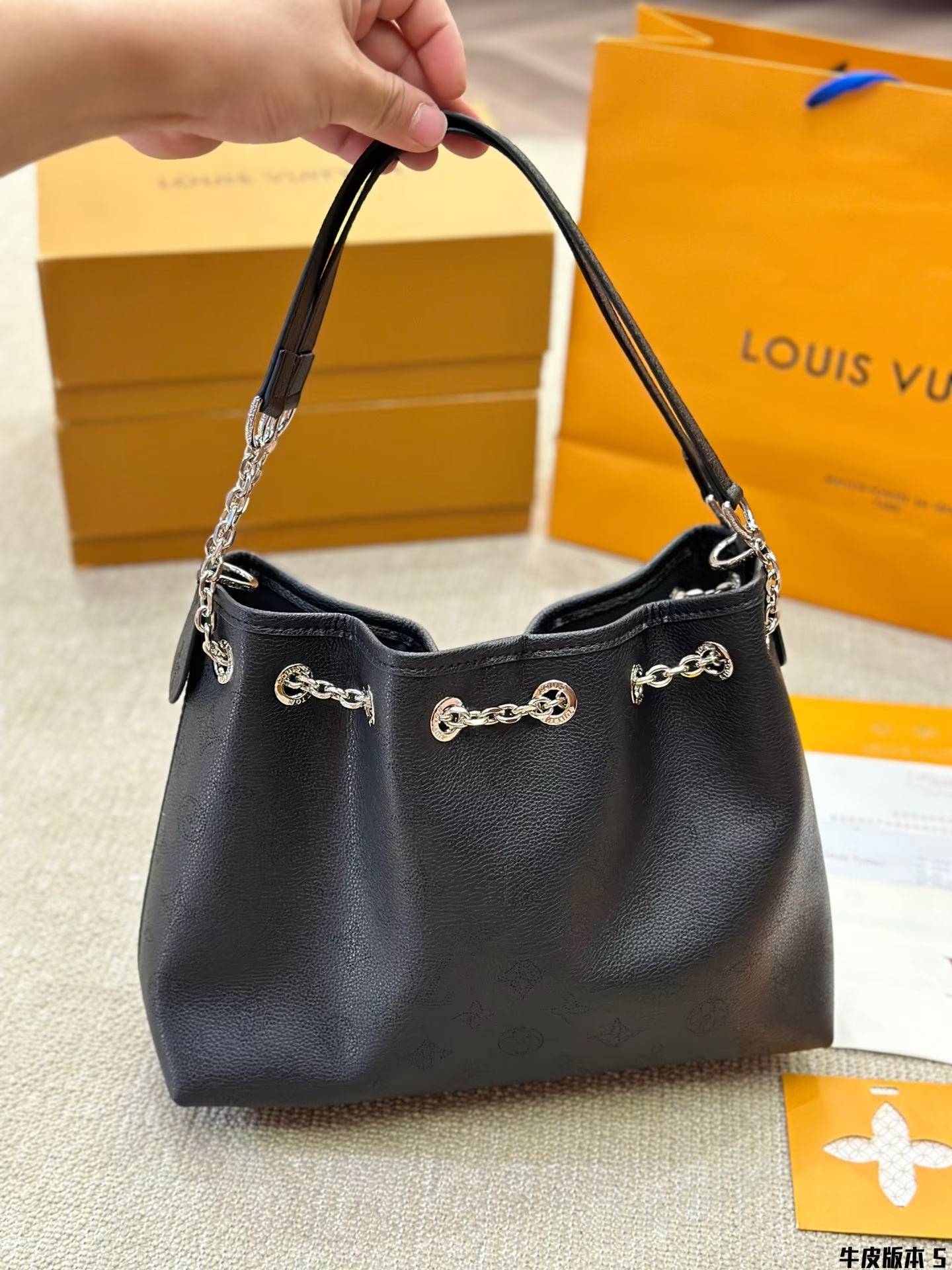Louis new arrival bella Monogram bag size:26*23 cm