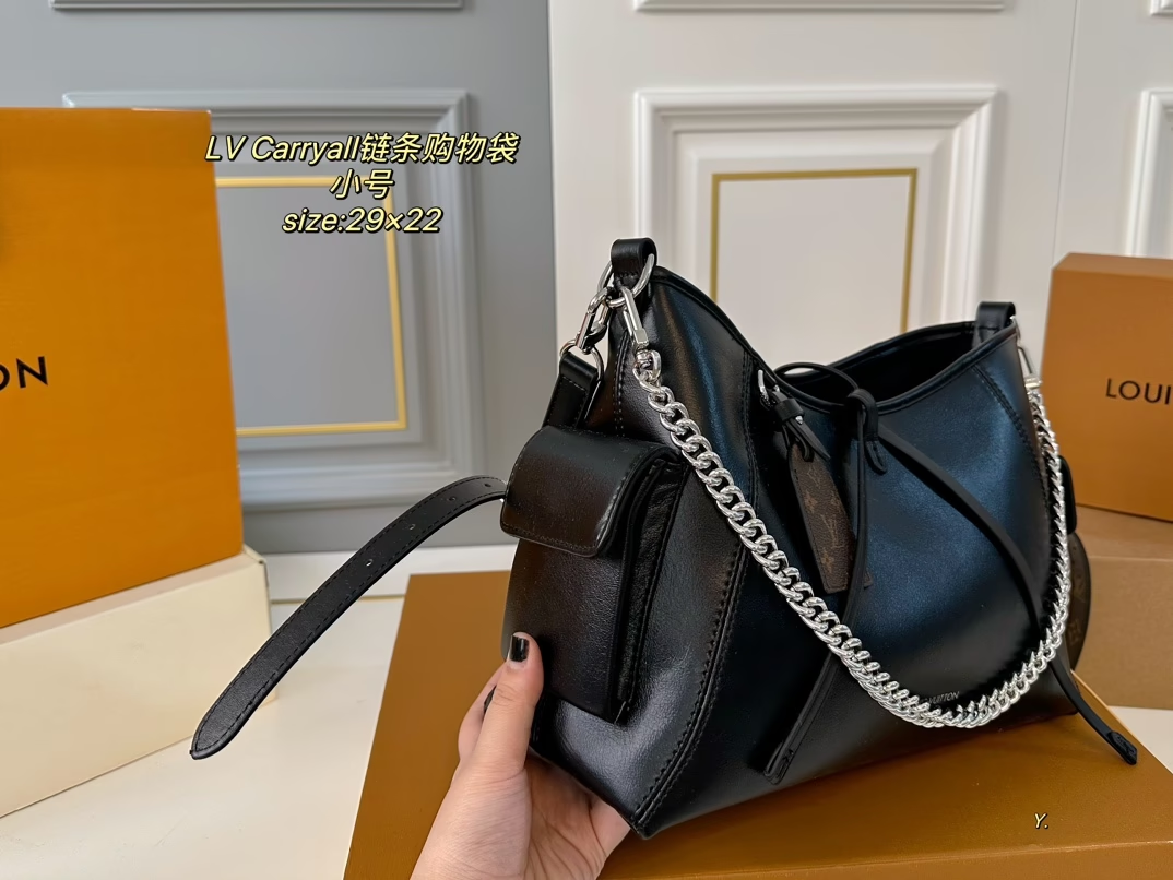 Louis new arrival Dark cargo carryall bag size: 29*22 cm