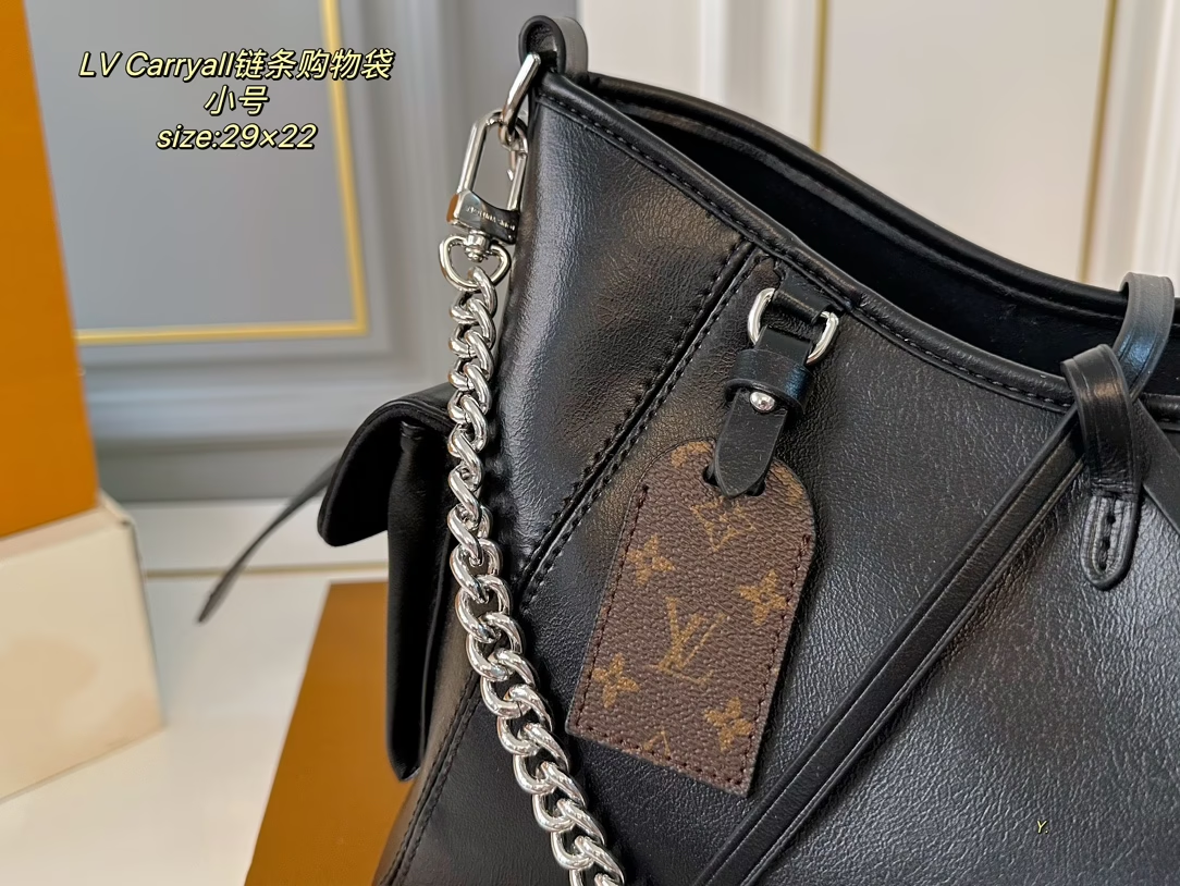 Louis new arrival Dark cargo carryall bag size: 29*22 cm
