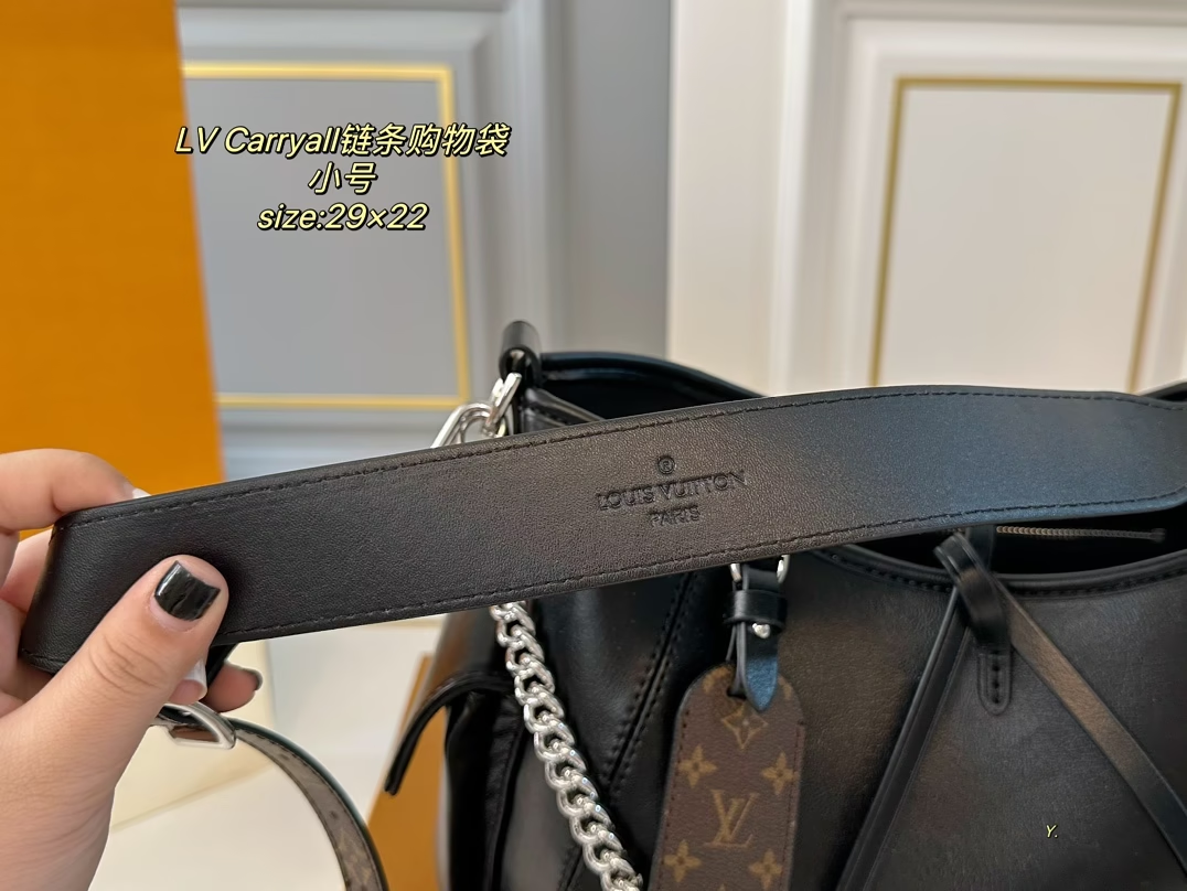 Louis new arrival Dark cargo carryall bag size: 29*22 cm