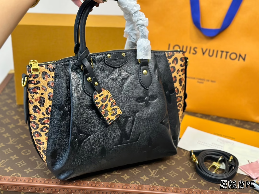 Louis new arrival Retiro bag size: 26*22 cm
