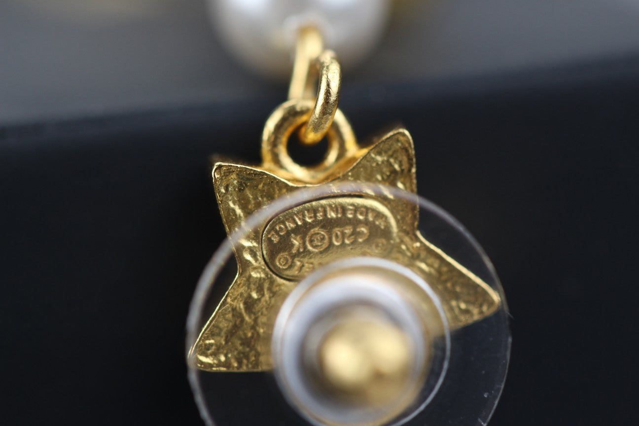 CC Earrings 0030